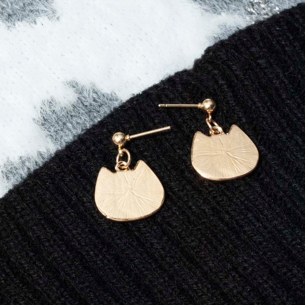 LAST ONE Snow Leopard White and Gold Tone Earrings - Picture 3 of 3